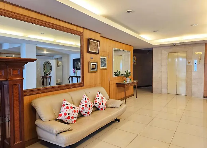 Hotel Dynasty 3*