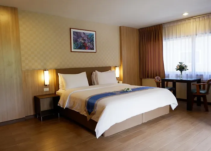 Dynasty Hotel Bangkok